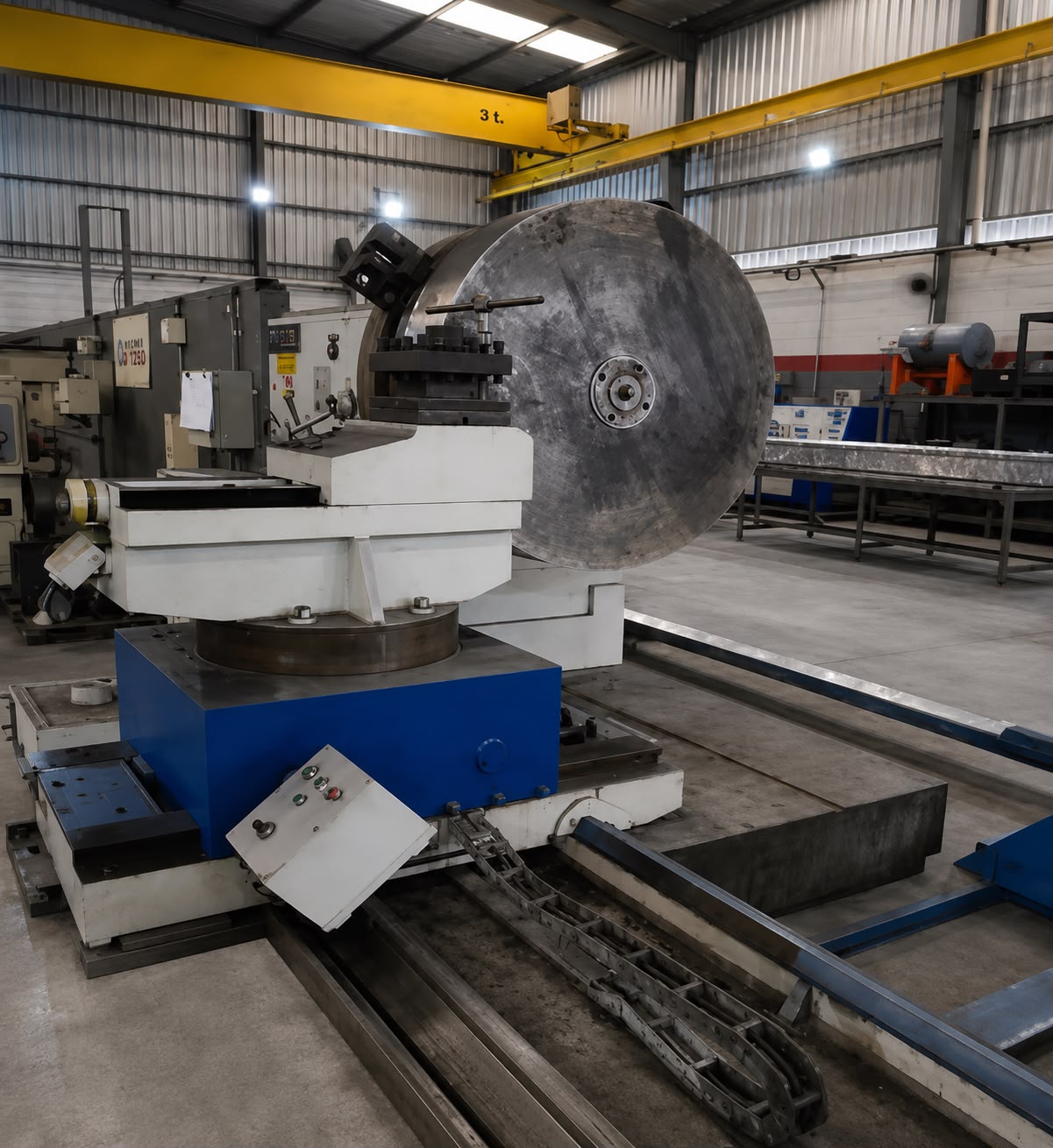 Torno Horizontal Tonani FPT100 – Ø2.400 x 3.000mm de comprimento de barramento